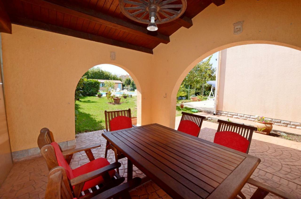 Villa Di Te Nema Pula Bagian luar foto