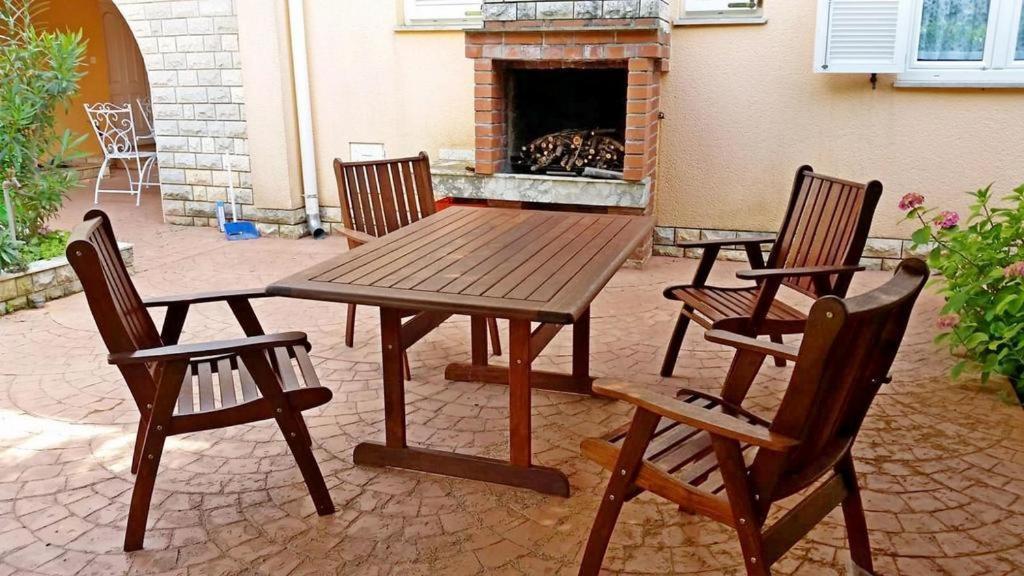 Villa Di Te Nema Pula Bagian luar foto
